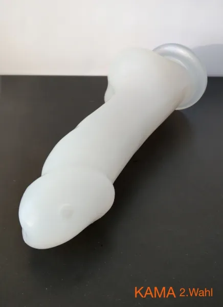 Preview: Dildo Kama mit Saugfuss