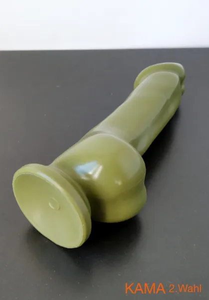 Dildo Kama mit Saugfuss